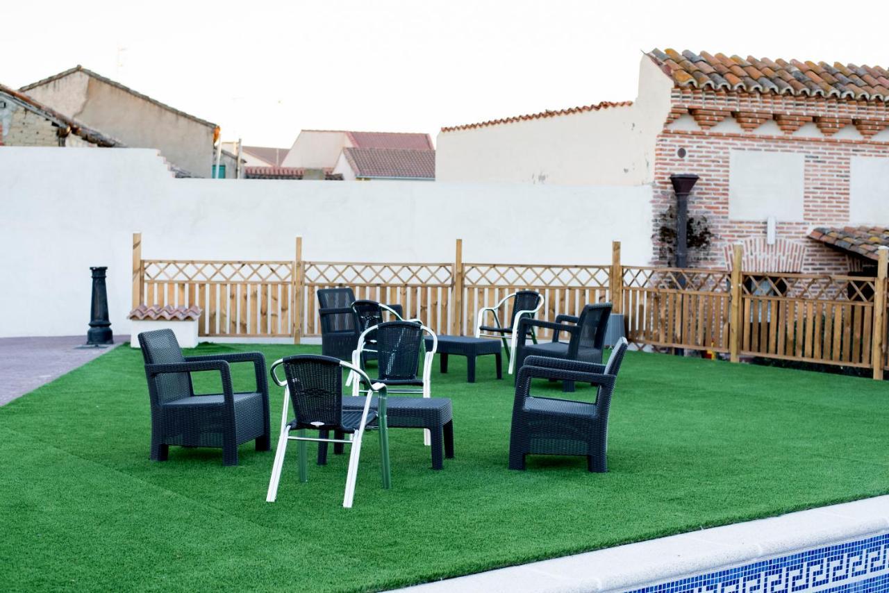 Velayos Hosteria Del Mudejar Avila מראה חיצוני תמונה