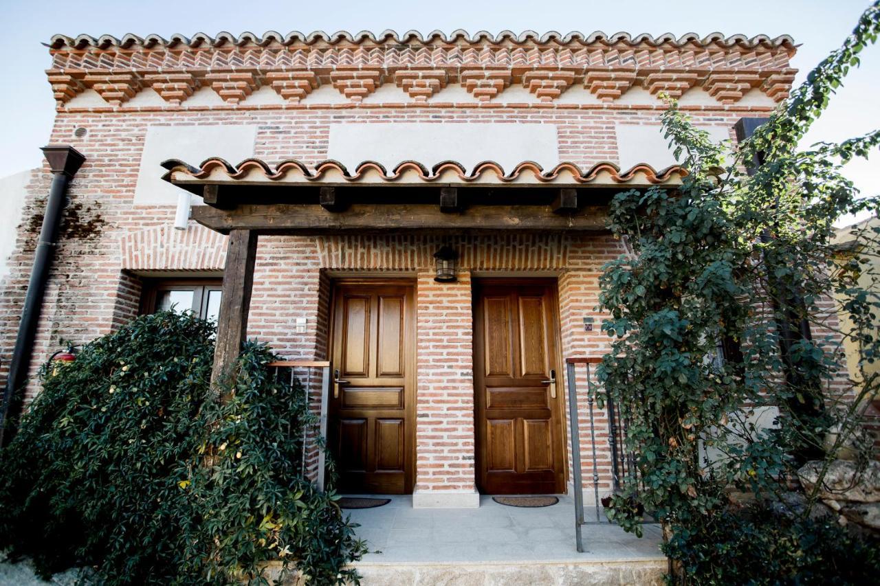 Velayos Hosteria Del Mudejar Avila מראה חיצוני תמונה